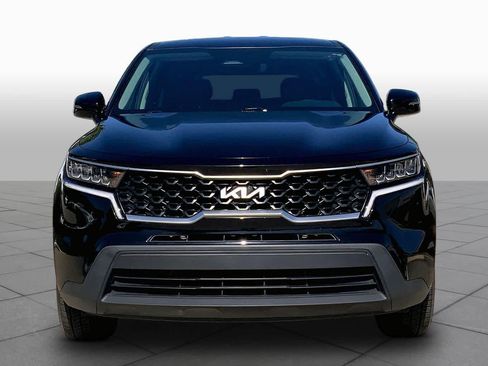 Used 2023 Kia Sorento LX AWD/4WD image 5