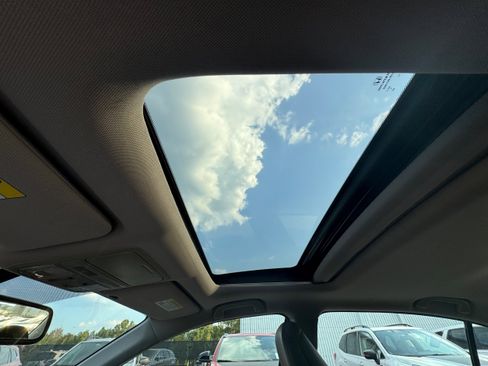 Used 2017 Honda Accord EX-L image 24