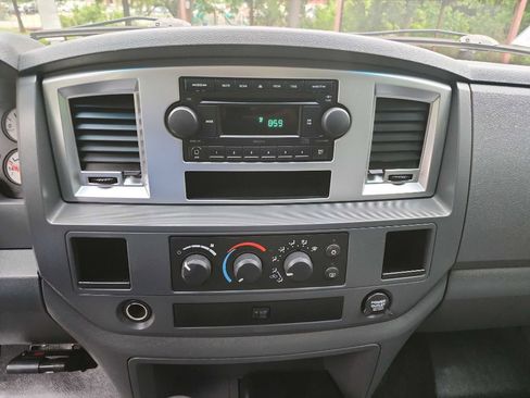 Used 2007 Dodge Ram 3500 Truck SLT RWD image 18