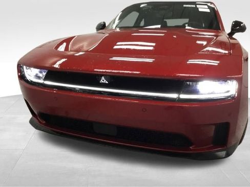 Used 2024 Dodge Charger R/T w/ Plus Group image 3