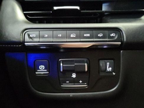 Certified 2023 Cadillac Escalade Sport Platinum image 31