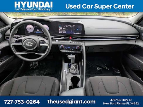 Certified 2024 Hyundai Elantra SEL FWD image 14