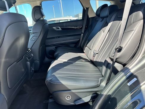 Used 2025 Genesis GV80 2.5T Standard AWD/4WD image 24