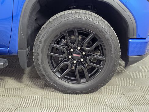 Used 2023 GMC Sierra 1500 Elevation w/ Elevation Premium Package AWD/4WD image 11