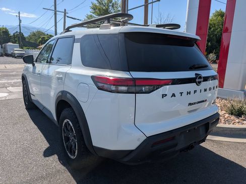 Used 2023 Nissan Pathfinder Rock Creek AWD/4WD image 6