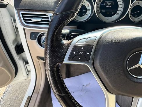 Used 2014 Mercedes-Benz E 350 4MATIC Sedan image 35