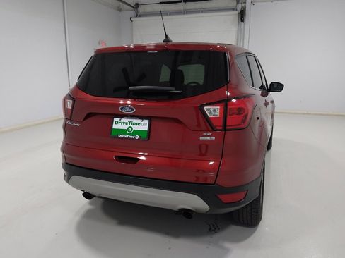 Used 2019 Ford Escape SE image 7