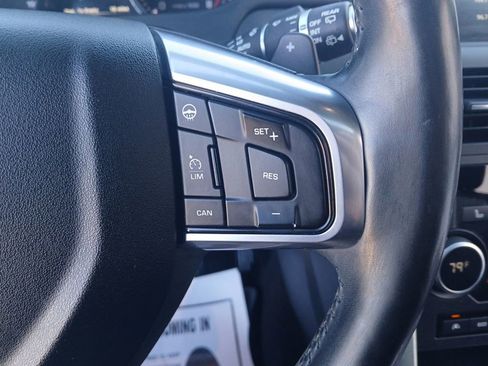 Used 2016 Land Rover Discovery Sport HSE image 23