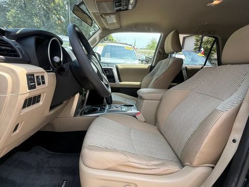 Used 2011 Toyota 4Runner SR5 RWD image 14