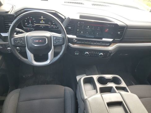 Certified 2023 GMC Sierra 1500 SLE image 12