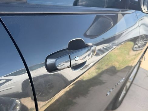 Used 2021 Chevrolet Equinox LS w/ LS Convenience Package FWD image 27