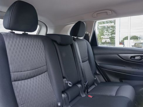 Used 2020 Nissan Rogue S AWD/4WD image 24