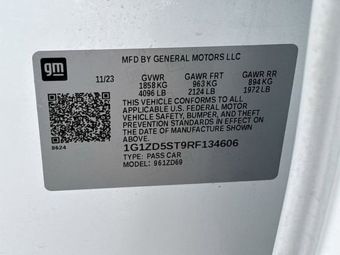 Used 2024 Chevrolet Malibu LT FWD image 34