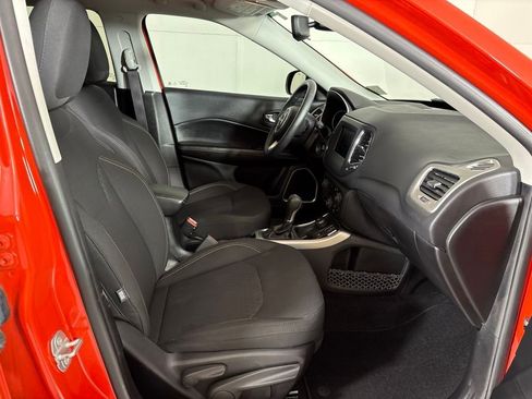 Used 2020 Jeep Compass Sport AWD/4WD image 14