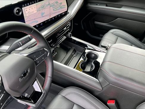 Used 2025 Chevrolet Tahoe RST w/ Comfort Package image 16