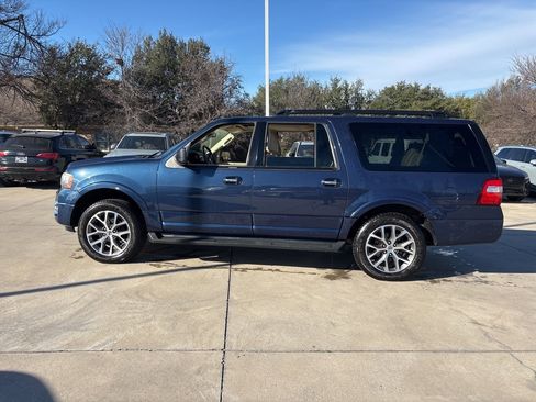 Used 2015 Ford Expedition EL XLT w/ Equipment Group 202A image 8