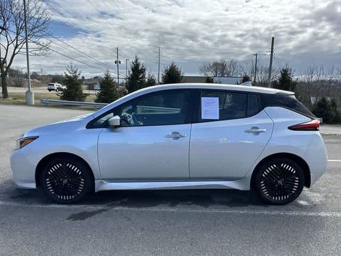 Used 2023 Nissan Leaf SV Plus image 2