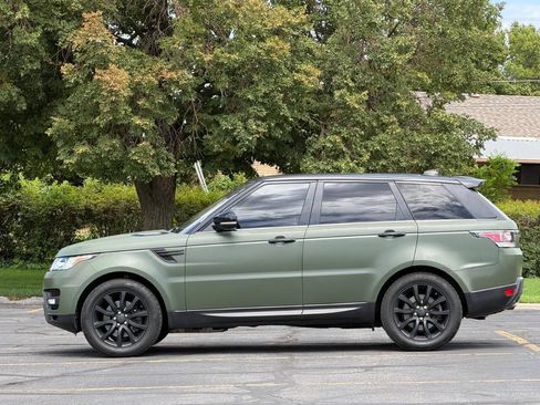 Used 2017 Land Rover Range Rover Sport HSE AWD/4WD image 2