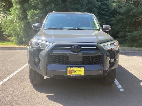 Certified 2024 Toyota 4Runner SR5 Premium w/ Moonroof Package AWD/4WD image 21