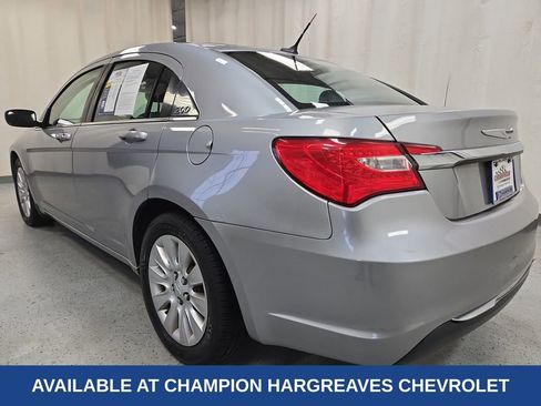 Used 2014 Chrysler 200 LX image 41