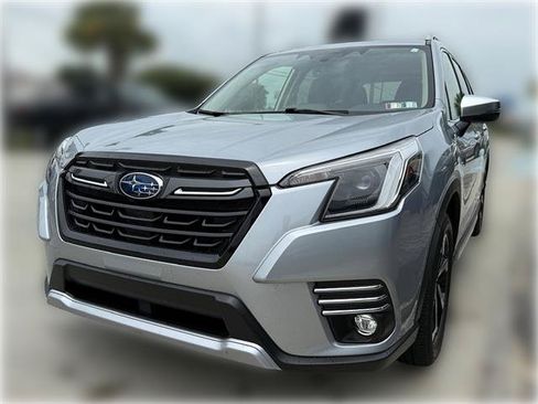 Used 2024 Subaru Forester Touring w/ POP Package 3 AWD/4WD image 3