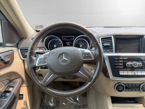 Used 2015 Mercedes-Benz GL 450 4MATIC image 14