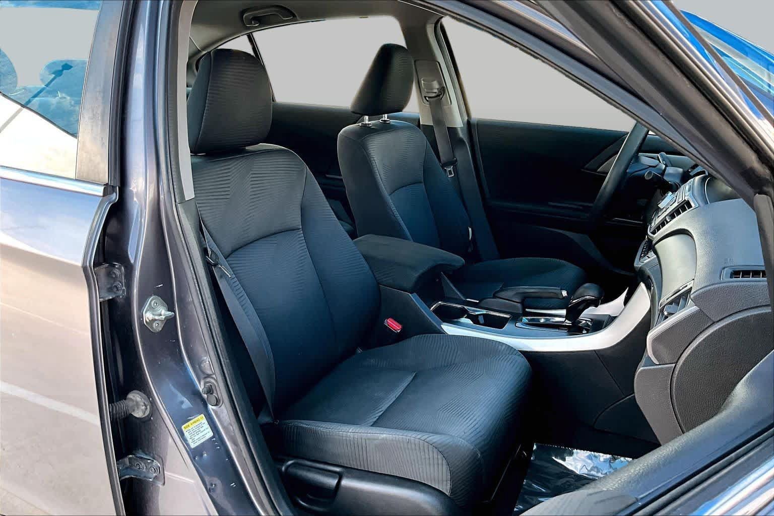 Used 2014 Honda Accord LX image 9