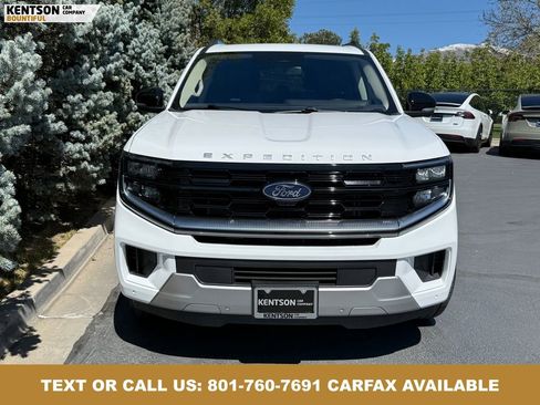 Used 2025 Ford Expedition Platinum AWD/4WD image 2
