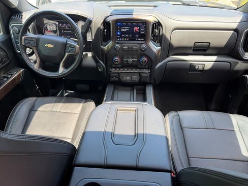 Used 2020 Chevrolet Silverado 2500 High Country w/ Z71 Off-Road Package AWD/4WD image 11