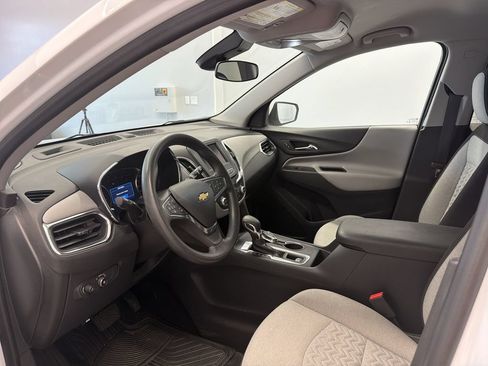 Used 2023 Chevrolet Equinox LT FWD image 19