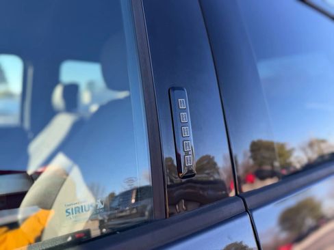 Used 2016 Ford F150 XLT w/ Equipment Group 302A Luxury image 5