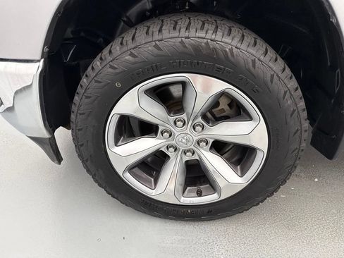 Used 2021 RAM 1500 Big Horn AWD/4WD image 4