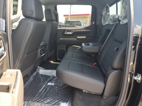 New 2026 Chevrolet Silverado 1500 LTZ w/ Z71 Off-Road Package AWD/4WD image 14