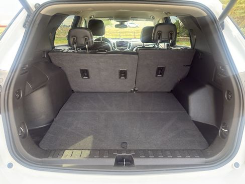 Used 2020 Chevrolet Equinox Premier AWD/4WD image 12
