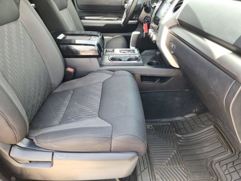 Used 2021 Toyota Tundra SR5 w/ SR5 Upgrade Package RWD image 17