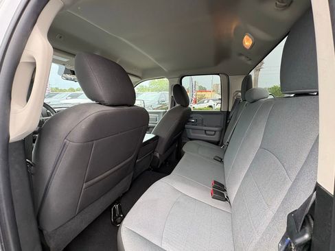 Used 2024 RAM 1500 Classic SLT AWD/4WD image 13