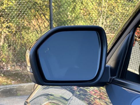 New 2026 Ford Explorer ST image 29