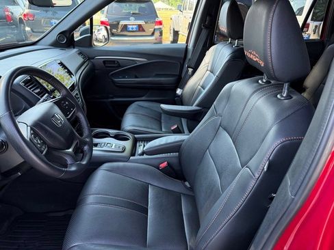 Used 2023 Honda Passport TrailSport image 16