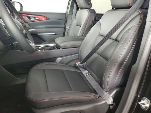 New 2026 Chevrolet Traverse Z71 image 12