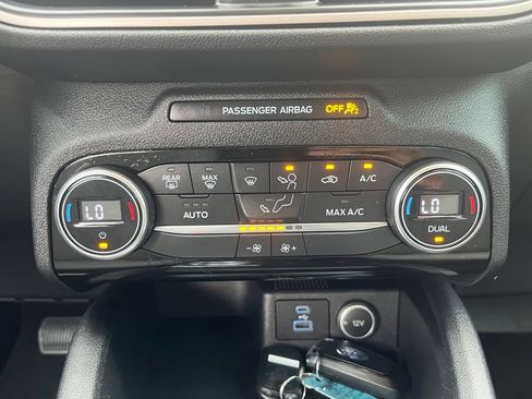 Used 2021 Ford Escape SE AWD/4WD image 15
