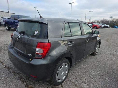 Used 2012 Scion xD image 3