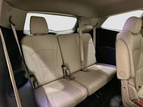 Used 2021 Buick Enclave Essence w/ Sound and Sites Package FWD image 28