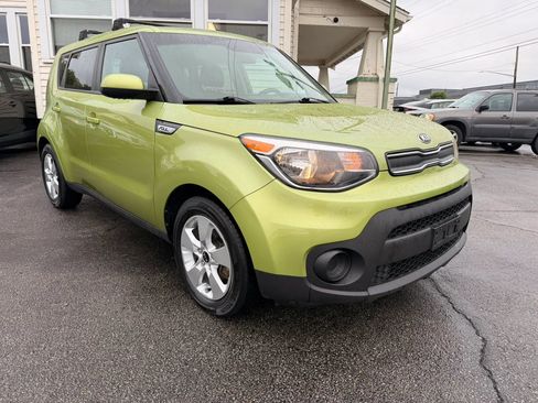 Used 2018 Kia Soul FWD image 7