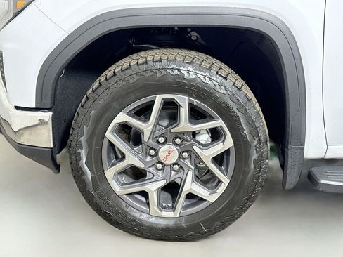 New 2026 GMC Sierra 1500 SLT AWD/4WD image 19