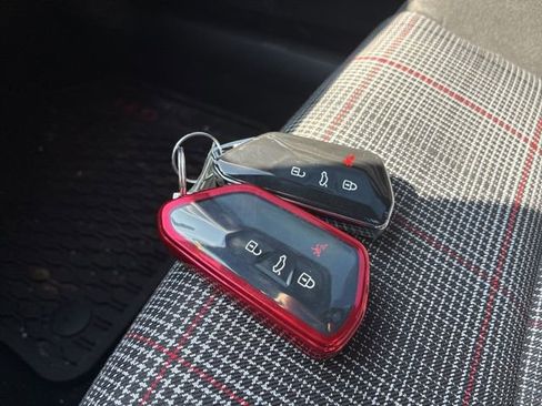 Used 2025 Volkswagen GTI S image 30