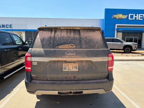Used 2019 Ford Expedition Max XLT w/ Equipment Group 202A AWD/4WD image 5