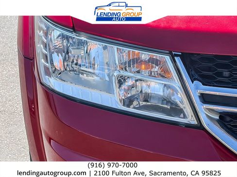 Used 2017 Dodge Journey SE w/ Flexible Seating Group FWD image 7