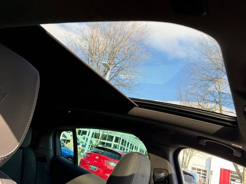 New 2026 Maserati Grecale Modena image 42