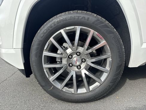 New 2026 GMC Terrain Denali AWD/4WD image 18