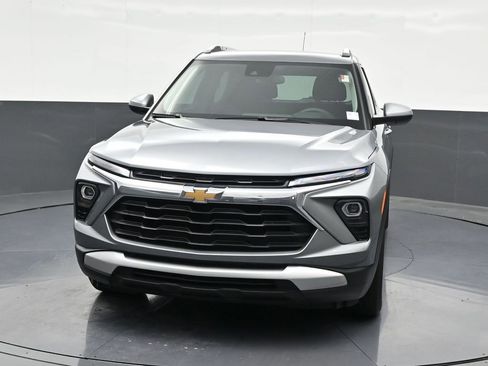 Used 2024 Chevrolet TrailBlazer LT FWD image 9